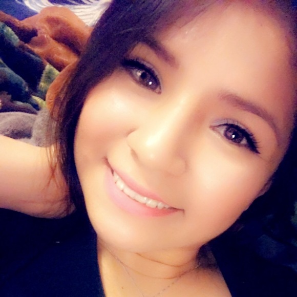 Meet your Posher, Lizbeth - Picture 1 of 1